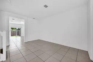 12429 NW 23rd Ct, Miami, FL 33167 - Photo 8