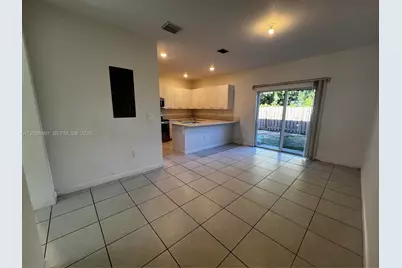 12429 NW 23rd Ct, Miami, FL 33167 - Photo 12