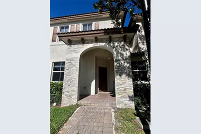 12429 NW 23rd Ct, Miami, FL 33167 - Photo 2