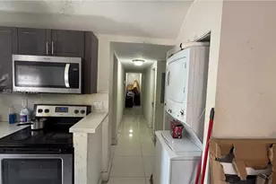 2071 NW 86th St, Miami, FL 33147 - Photo 6
