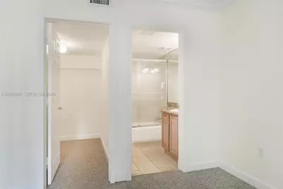 150 NE 15th Ave #235, Fort Lauderdale, FL 33301 - Photo 12
