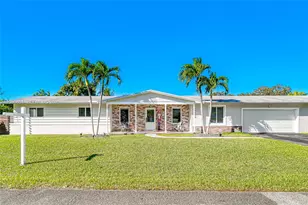 10600 SW 80th Ct, Miami, FL 33156 - Photo 2