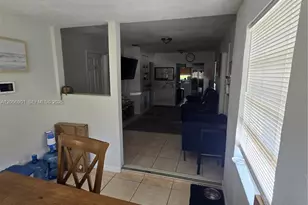 2837 NW 9th Ct, Fort Lauderdale, FL 33311 - Photo 2