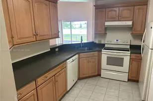 3461 NW 44th St, Oakland Park, FL 33309 - Photo 4