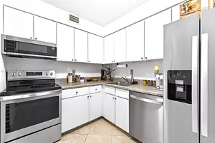 5020 NW 79th Ave, Doral, FL 33166 - Photo 8