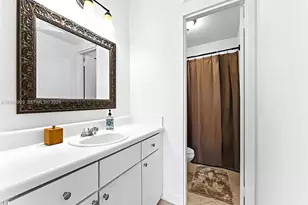 5020 NW 79th Ave, Doral, FL 33166 - Photo 12