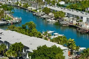 2500 Parkview Dr, Hallandale Beach, FL 33009 - Photo 2