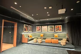 77 SE 5th St, Miami, FL 33131 - Photo 28