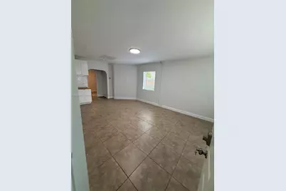 2816 Pine Tree Dr #2, Miami Beach, FL 33140 - Photo 14