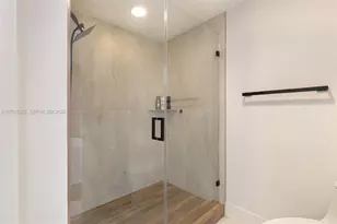 3370 Hidden Bay Dr, Aventura, FL 33180 - Photo 14