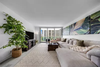 1000 West Ave #702, Miami Beach, FL 33139 - Photo 2