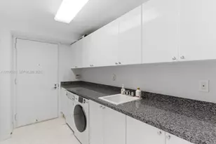 17875 Collins Ave, Sunny Isles Beach, FL 33160 - Photo 50