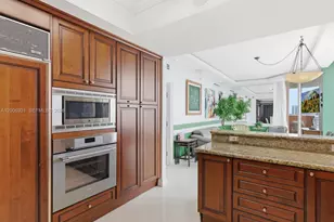 17875 Collins Ave, Sunny Isles Beach, FL 33160 - Photo 14