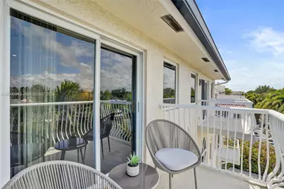 2739 NE 15th St, Fort Lauderdale, FL 33304 - Photo 74