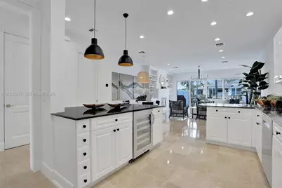 2739 NE 15th St, Fort Lauderdale, FL 33304 - Photo 18