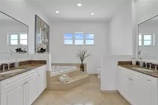 2739 NE 15th St, Fort Lauderdale, FL 33304 - Photo 78