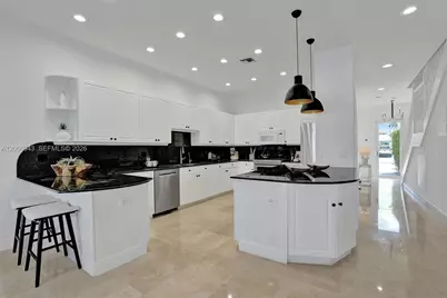 2739 NE 15th St, Fort Lauderdale, FL 33304 - Photo 24