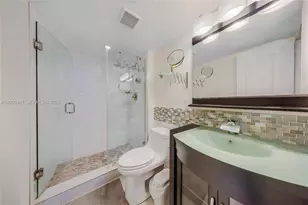100 Bayview Dr, Sunny Isles Beach, FL 33160 - Photo 22