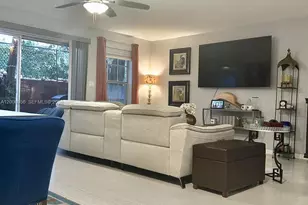 650 Tennis Club Dr, Fort Lauderdale, FL 33311 - Photo 4