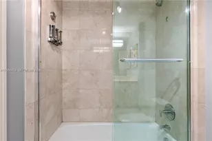 20201 E Country Club Dr, Aventura, FL 33180 - Photo 30