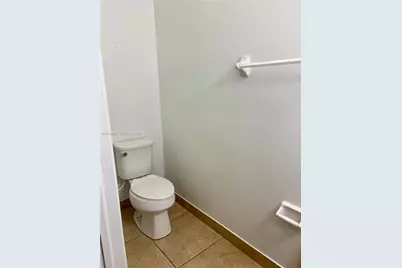 9228 W 33rd Way #9828, Hialeah, FL 33018 - Photo 10