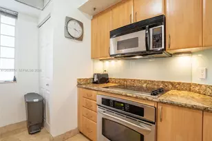 151 Michigan Ave, Miami Beach, FL 33139 - Photo 12
