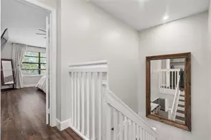 9161 Vineyard Lake Dr, Plantation, FL 33324 - Photo 32