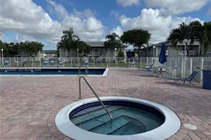 471 NE 210th Cir Terrace, Miami, FL 33179 - Photo 16