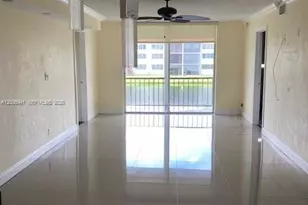 361 S Hollybrook Dr, Pembroke Pines, FL 33025 - Photo 2