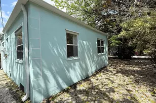 294 NE 57th St, Miami, FL 33137 - Photo 12