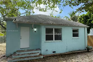 294 NE 57th St, Miami, FL 33137 - Photo 1