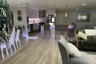 428 N Crescent Dr, Hollywood, FL 33021 - Photo 8