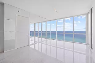 100 S Pointe Dr, Miami Beach, FL 33139 - Photo 20
