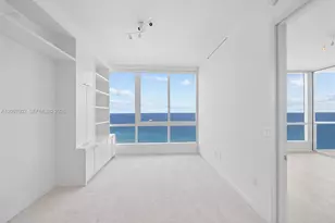 100 S Pointe Dr, Miami Beach, FL 33139 - Photo 30