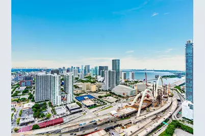 20 NE 11th St #4202, Miami, FL 33132 - Photo 1