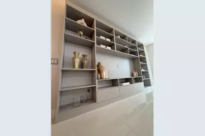 1300 Brickell Bay Dr #604, Miami, FL 33131 - Photo 16
