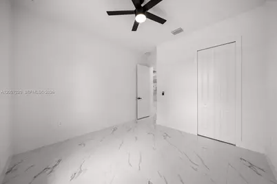 1033 E Plymouth St E, Lehigh Acres, FL 33974 - Photo 34