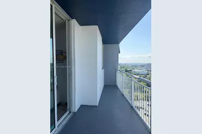 275 NE 18th St #1801, Miami, FL 33132 - Photo 12