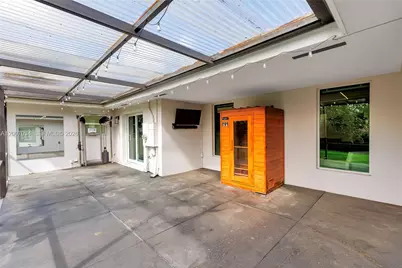 13540 SW 98th Ct, Miami, FL 33176 - Photo 34