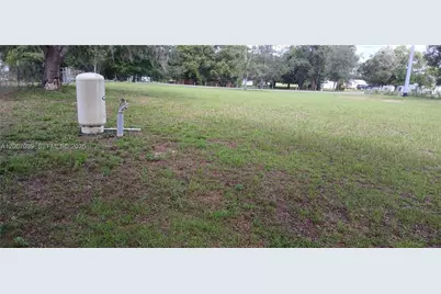 10233 S Appaloosa Ave, Floral City, FL 34436 - Photo 12