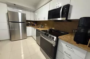 20505 E Country Club Dr, Aventura, FL 33180 - Photo 14