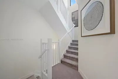8387 NW 43rd St, Doral, FL 33166 - Photo 20