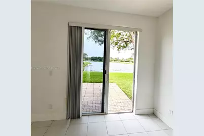 [Address not provided], Pembroke Pines, FL 33332 - Photo 16