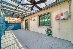 1720 NW 92nd Ave, Pembroke Pines, FL 33024 - Photo 24
