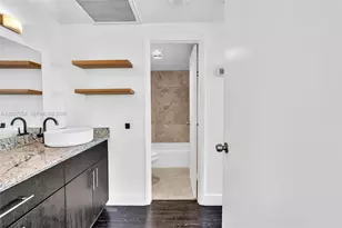 500 Bayview Dr, Sunny Isles Beach, FL 33160 - Photo 20