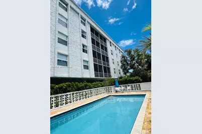 [Address not provided], North Miami, FL 33181 - Photo 36