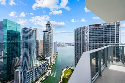 77 SE 5th St #PH01, Miami, FL 33131 - Photo 1