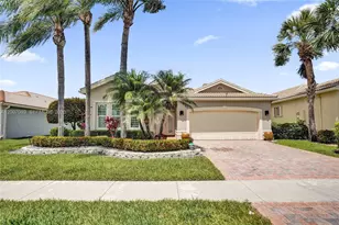 8257 La Jolla Vista Ln, Lake Worth, FL 33467 - Photo 4