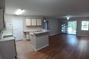9999 Summerbreeze Dr, Sunrise, FL 33322 - Photo 4