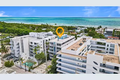 7824 Collins Ave #401, Miami Beach, FL 33141 - Photo 1